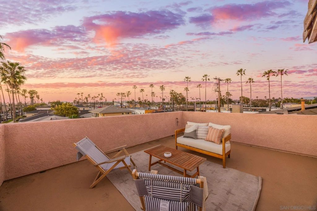 Photo of 1834 S Tremont St, Oceanside, CA 92054 (MLS # 260003320)