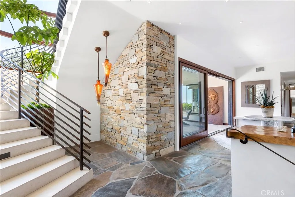 86 Emerald Bay