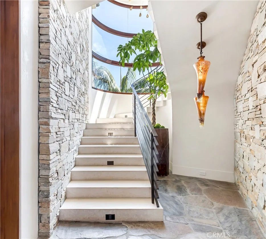86 Emerald Bay