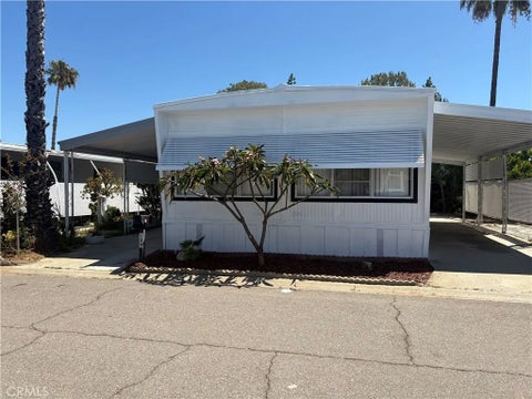 Photo of 2300 E Valley Parkway #199, Escondido, CA 92027 (MLS # ND26085176)