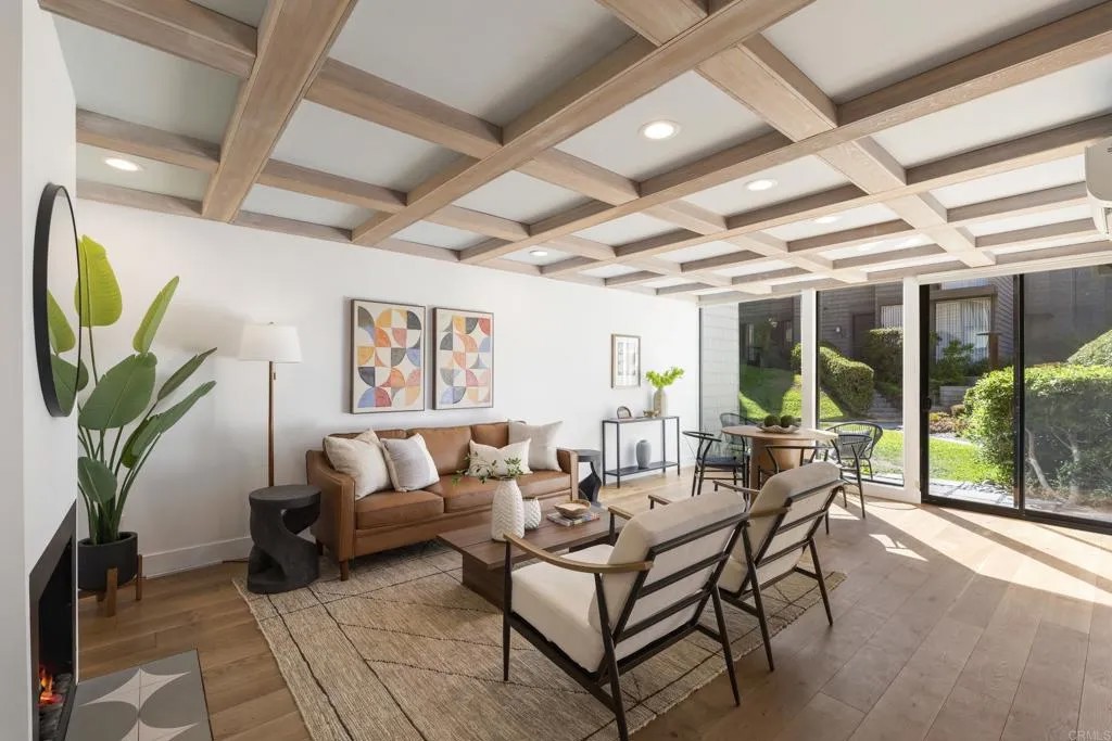 675 S. Sierra Ave 42