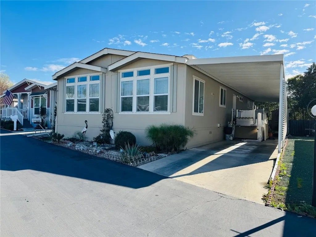 Photo of 1202 Loma Dr #41, Ojai, CA 93023 (MLS # SR26013576)