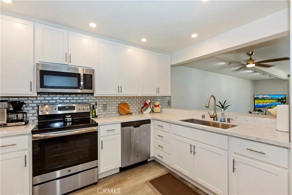 5226 Marina Pacifica Drive North