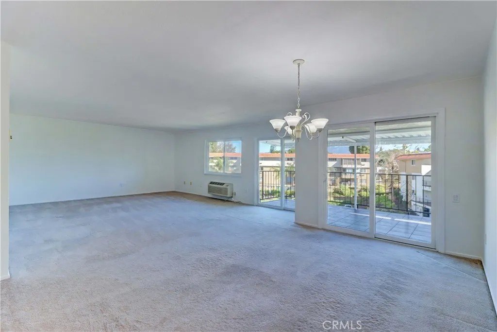 2395 Via Mariposa West 3A