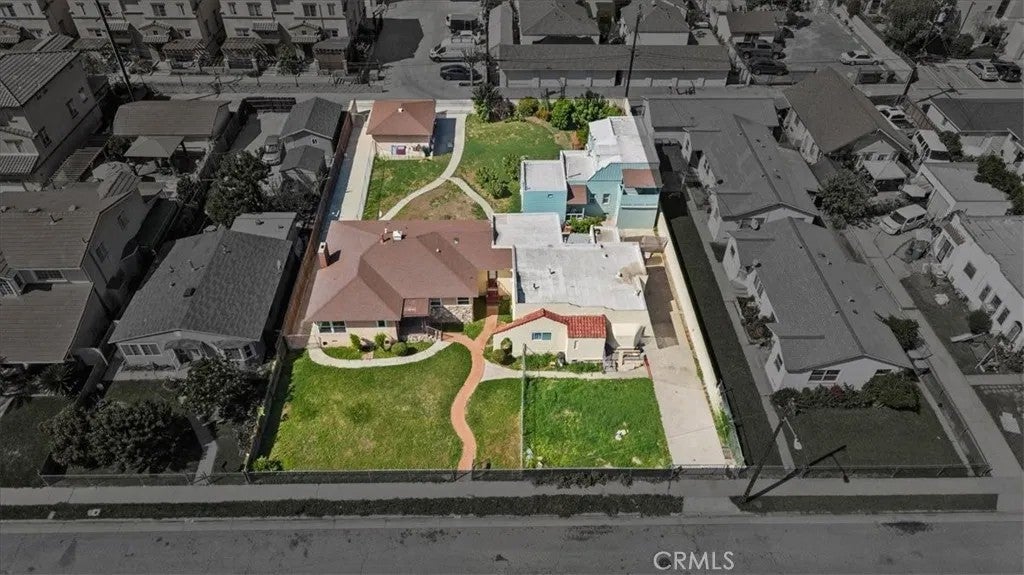 3335 California Avenue