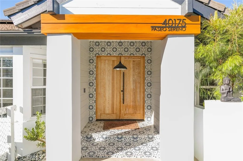 40175 Paseo Sereno