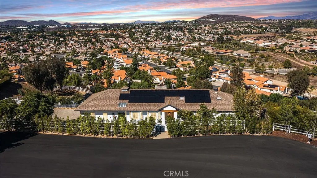 40175 Paseo Sereno