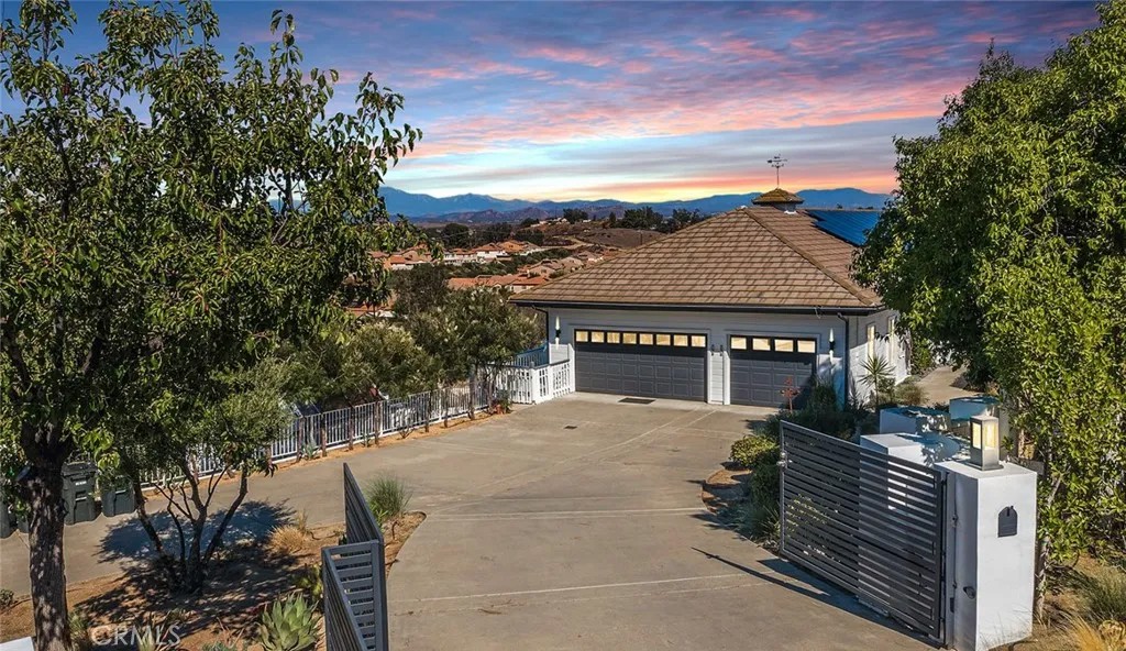 40175 Paseo Sereno