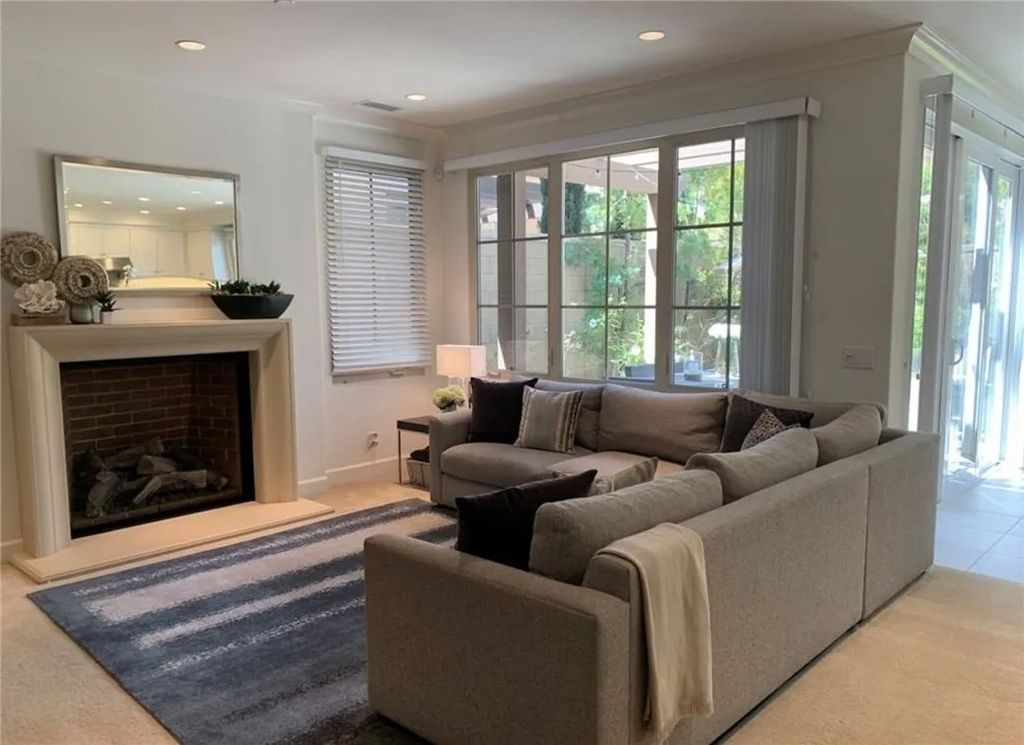 Photo of 64 Umbria, Irvine, CA 92618 (MLS # TR26081724)