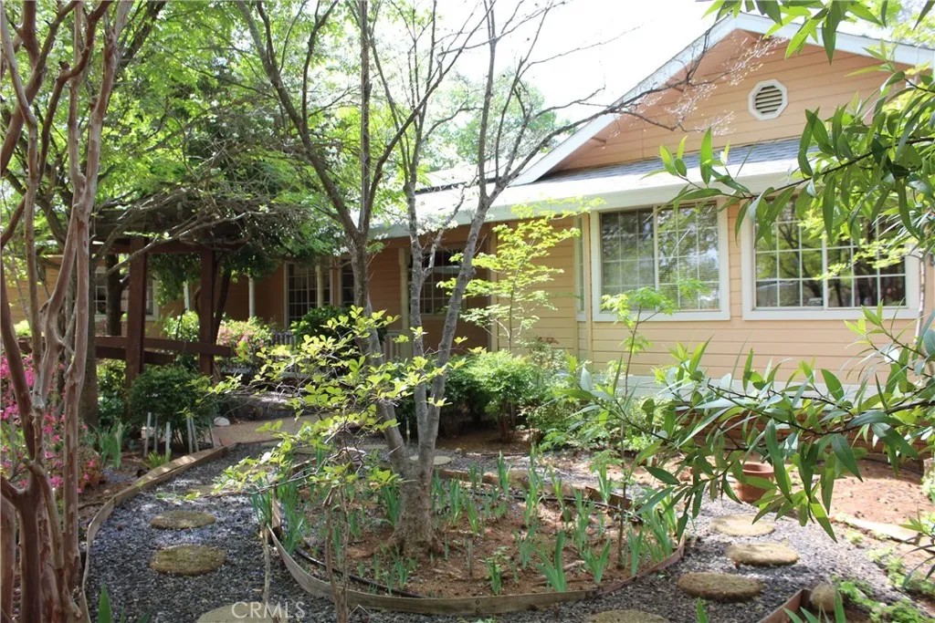 87 Valley View Drive
