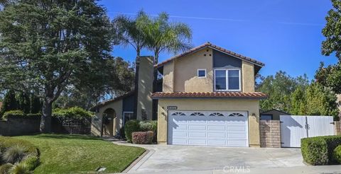 Photo of 26586 Via Noveno, Mission Viejo, CA 92691 (MLS # OC26028992)
