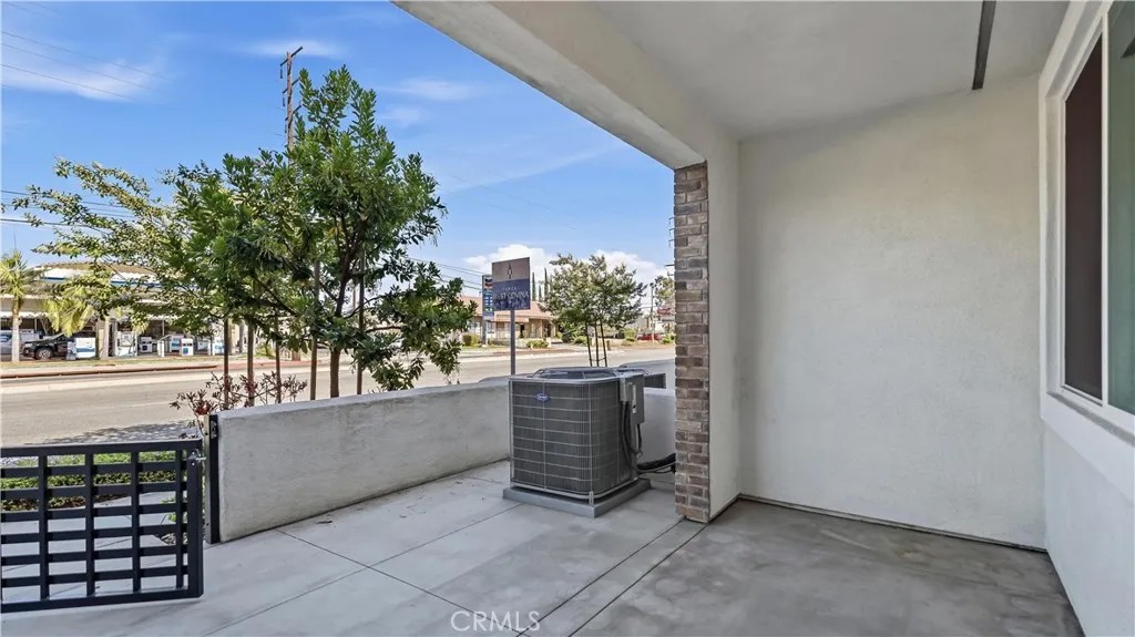 205 N Vincent 117