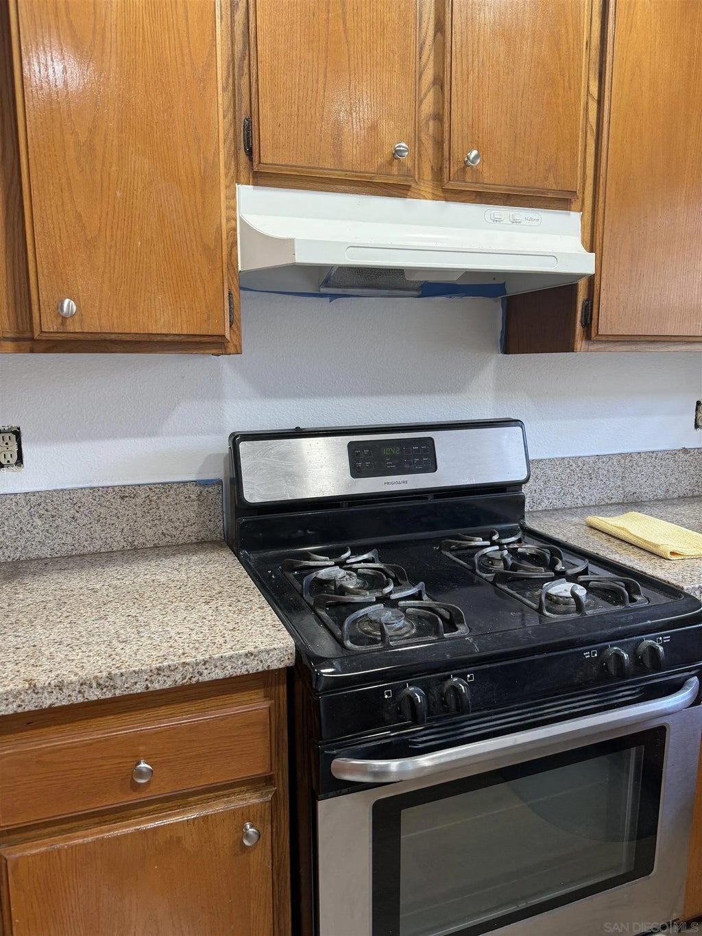 Photo of 1947 Privado Glen, Escondido, CA 92029 (MLS # 260023508)