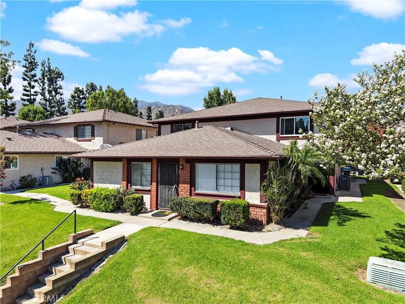 1123 W Sierra Madre Avenue 1