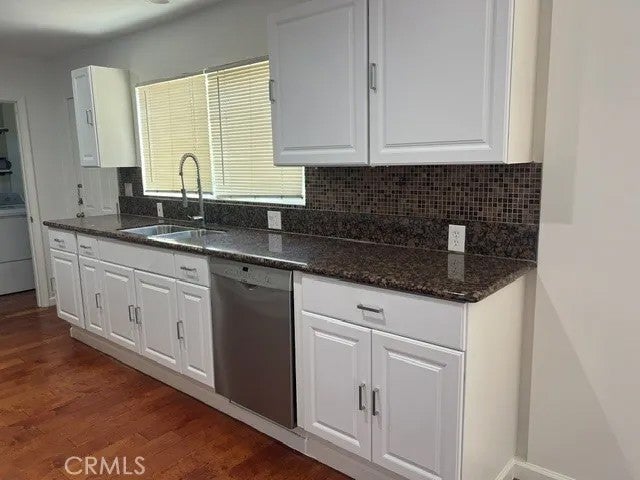 17226 Elkwood