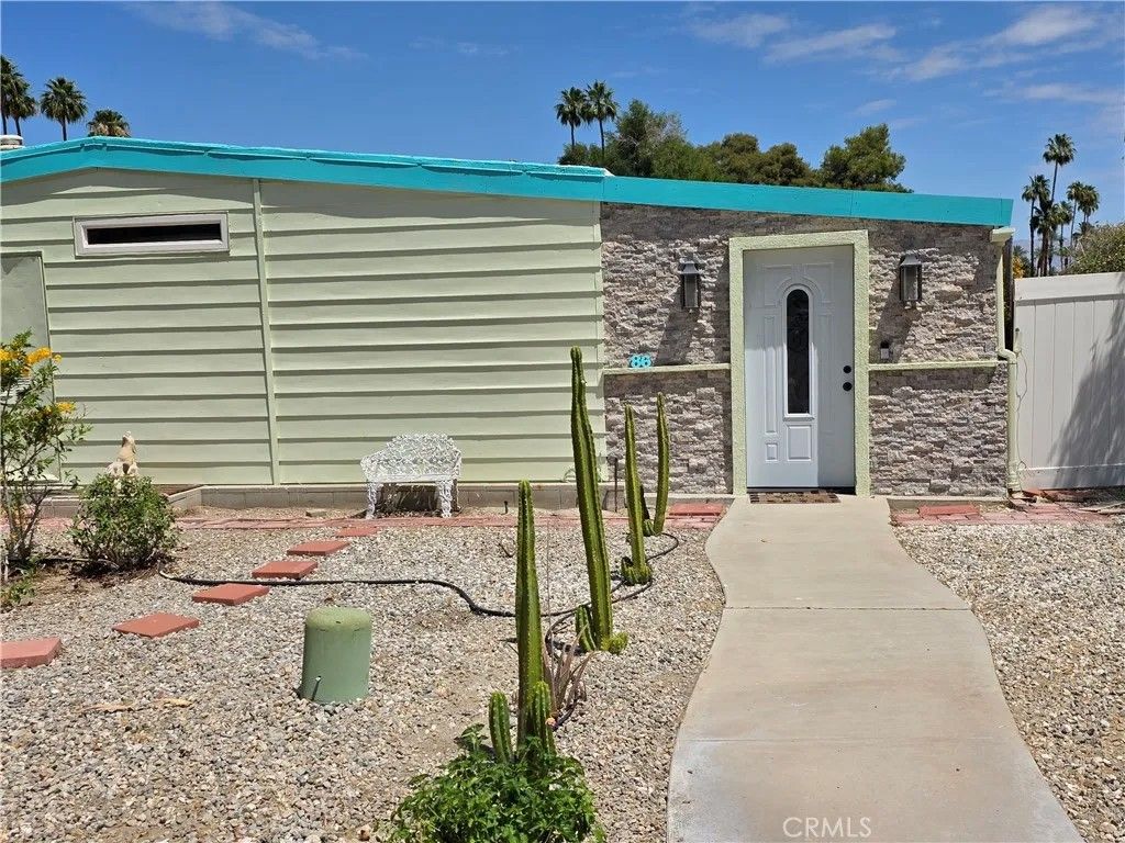 Photo of 86 Via Minorca, Cathedral City, CA 92234 (MLS # IV26094107)