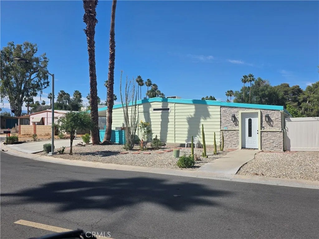 Photo of 86 Via Minorca, Cathedral City, CA 92234 (MLS # IV26094107)