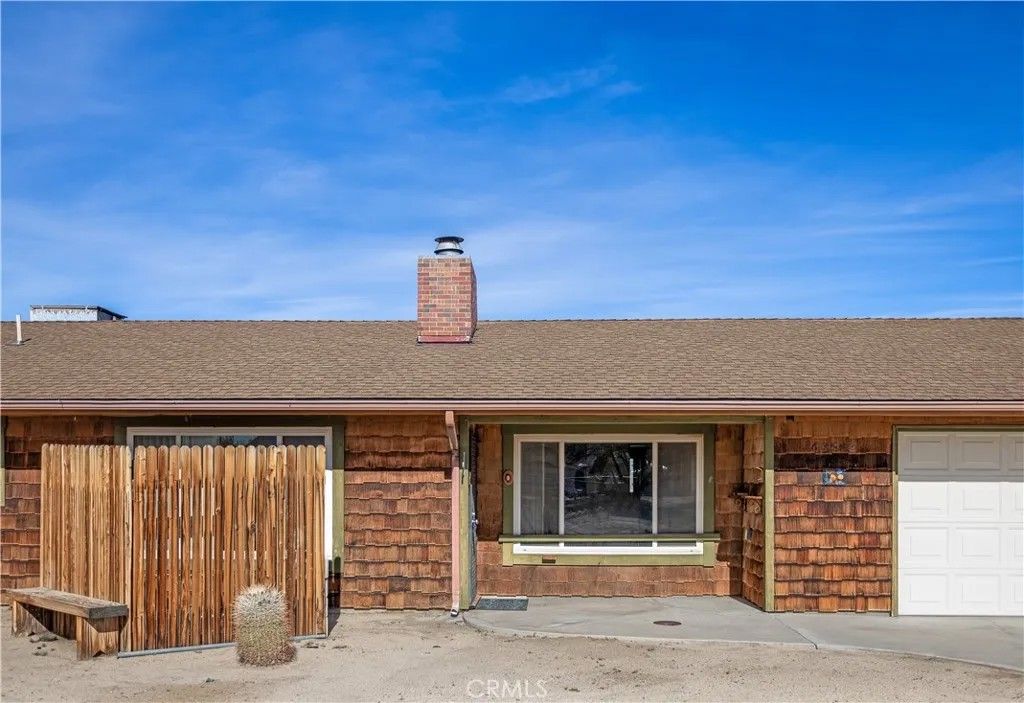 Photo of 63542 Jadeite Street, Joshua Tree, CA 92252 (MLS # JT26016741)