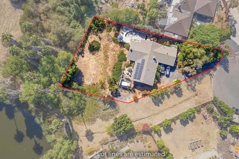Photo of 609 Roca Place, Vista, CA 92084 (MLS # PTP2605947)