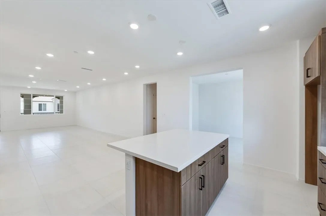 8487 Snapdragon Lane