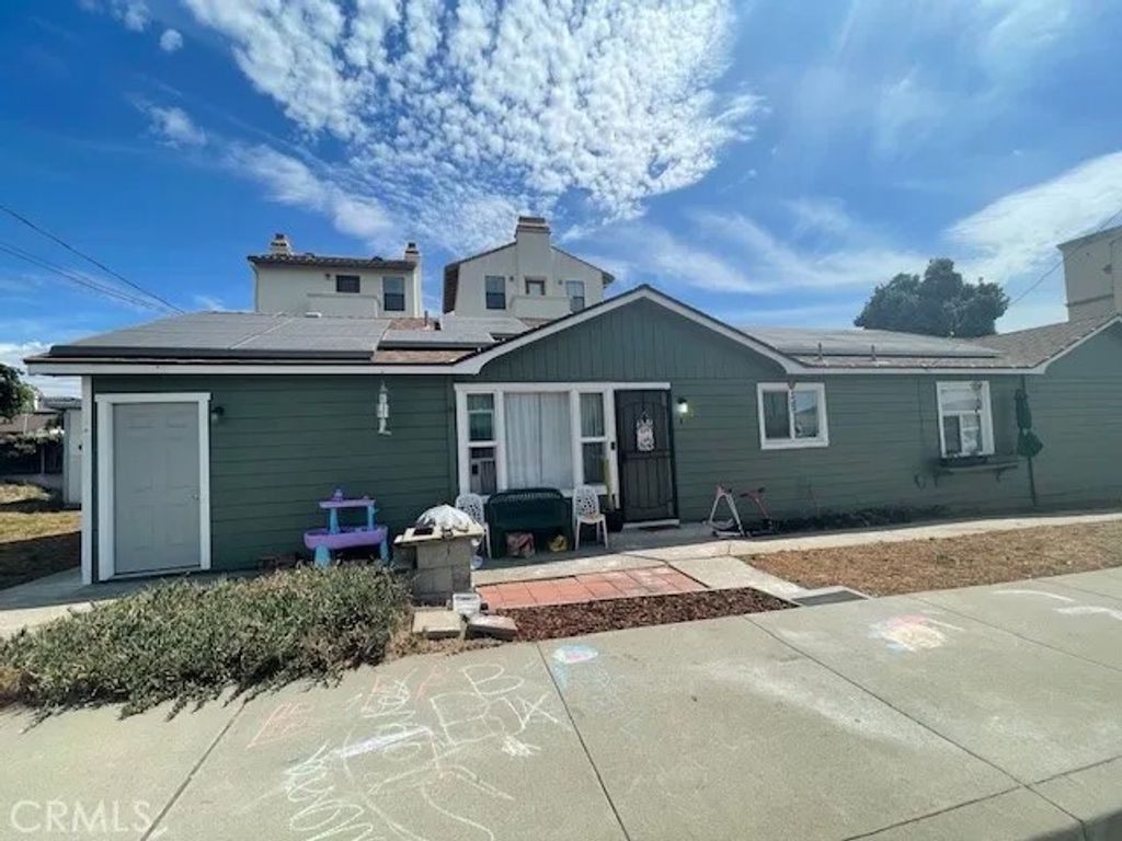 Photo of 172 N 13th Street, Grover Beach, CA 93433 (MLS # PI26073494)