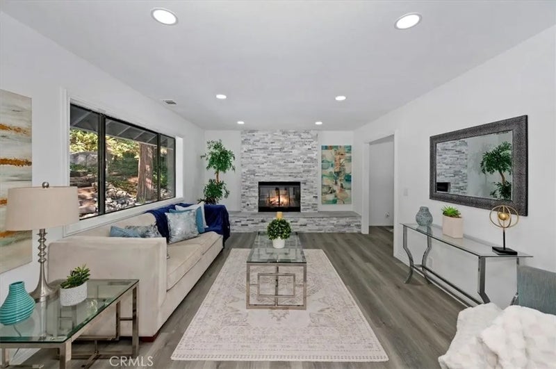 347 Birchwood