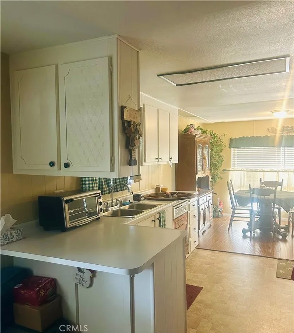 Photo of 260 N Lyon Ave #110, Hemet, CA 92543 (MLS # SW26020942)