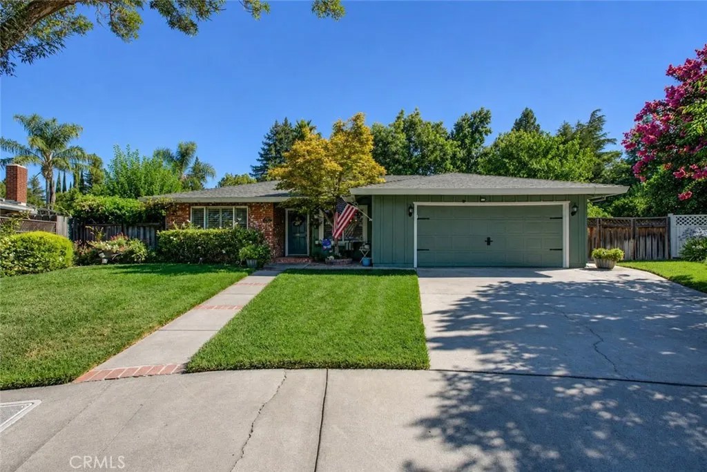 2453 Hemlock Court