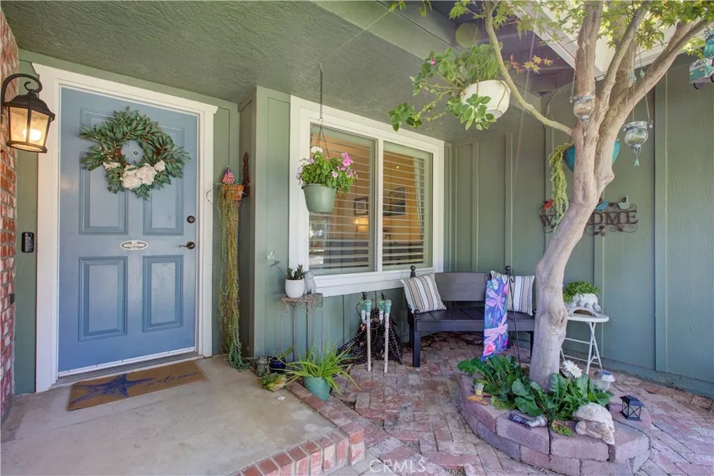 2453 Hemlock Court