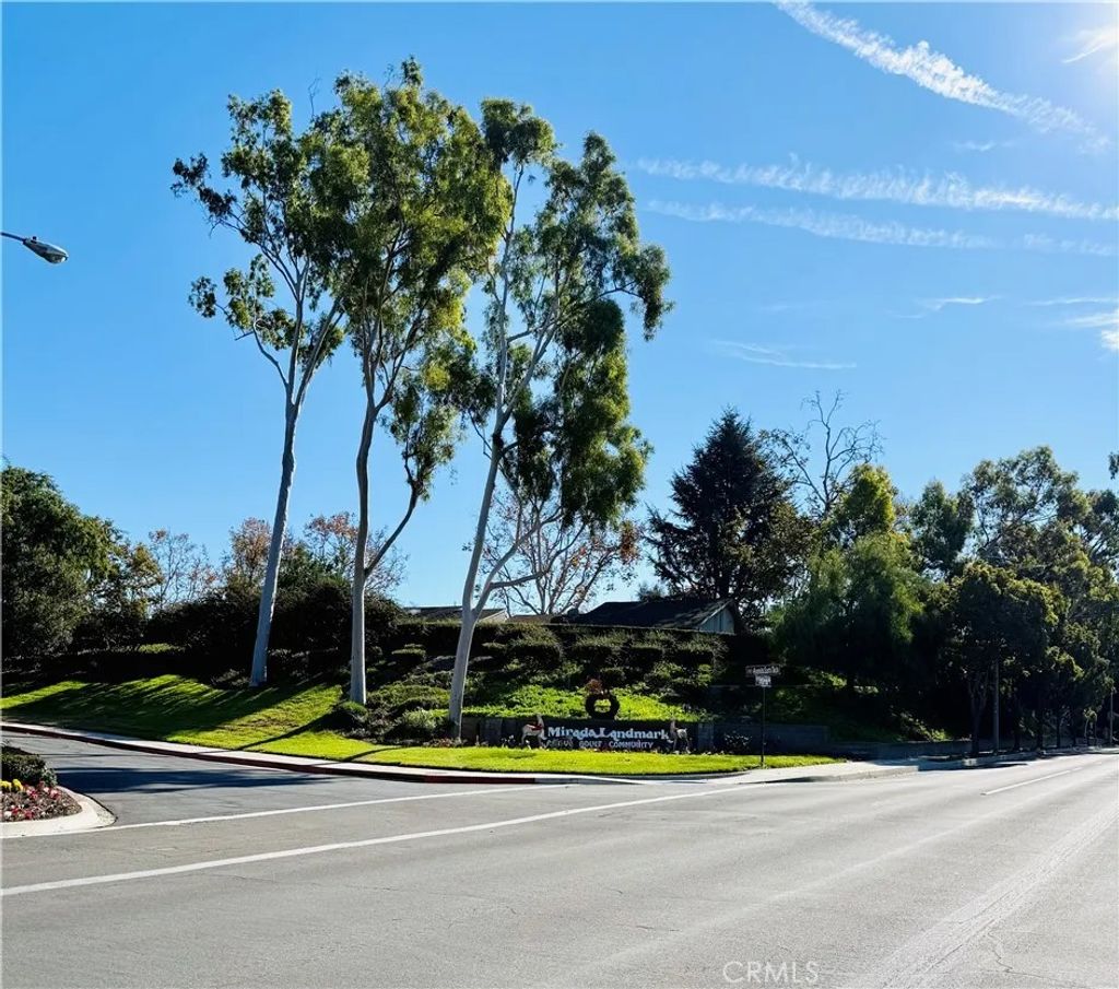 Photo of 13212 La Jolla, La Mirada, CA 90638 (MLS # SR25270454)