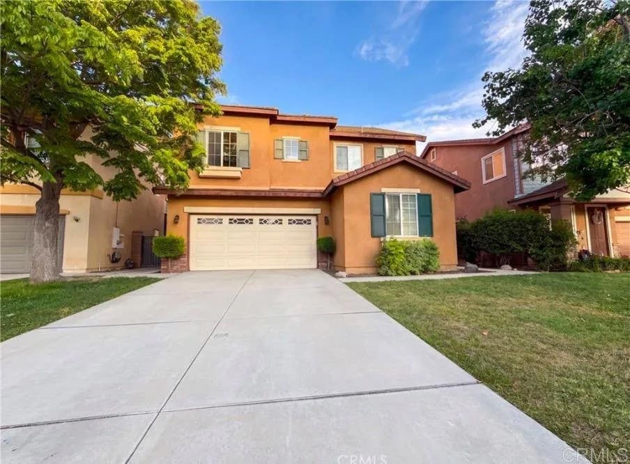 Photo of 38408 Tranquila Avenue #1, Murrieta, CA 92563 (MLS # NDP2607790)