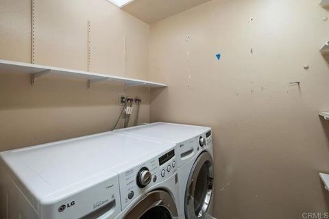 Tiny photo for 5165 Pacifica Drive, San Diego, CA 92109 (MLS # NDP2510643)