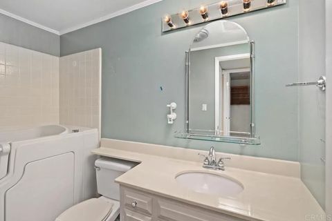 Tiny photo for 5165 Pacifica Drive, San Diego, CA 92109 (MLS # NDP2510643)