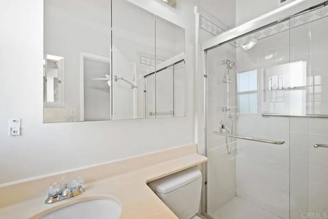 Tiny photo for 5165 Pacifica Drive, San Diego, CA 92109 (MLS # NDP2510643)