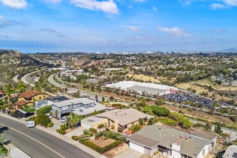 Tiny photo for 5165 Pacifica Drive, San Diego, CA 92109 (MLS # NDP2510643)