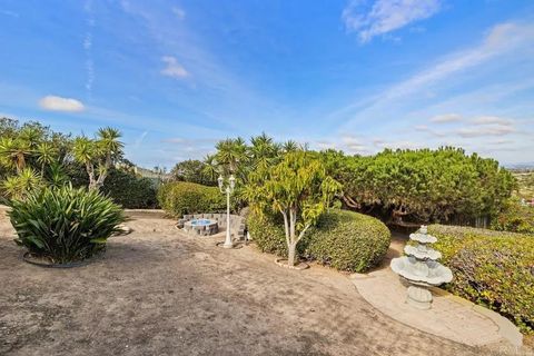Tiny photo for 5165 Pacifica Drive, San Diego, CA 92109 (MLS # NDP2510643)