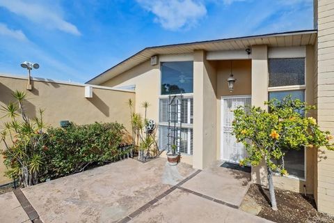 Tiny photo for 5165 Pacifica Drive, San Diego, CA 92109 (MLS # NDP2510643)