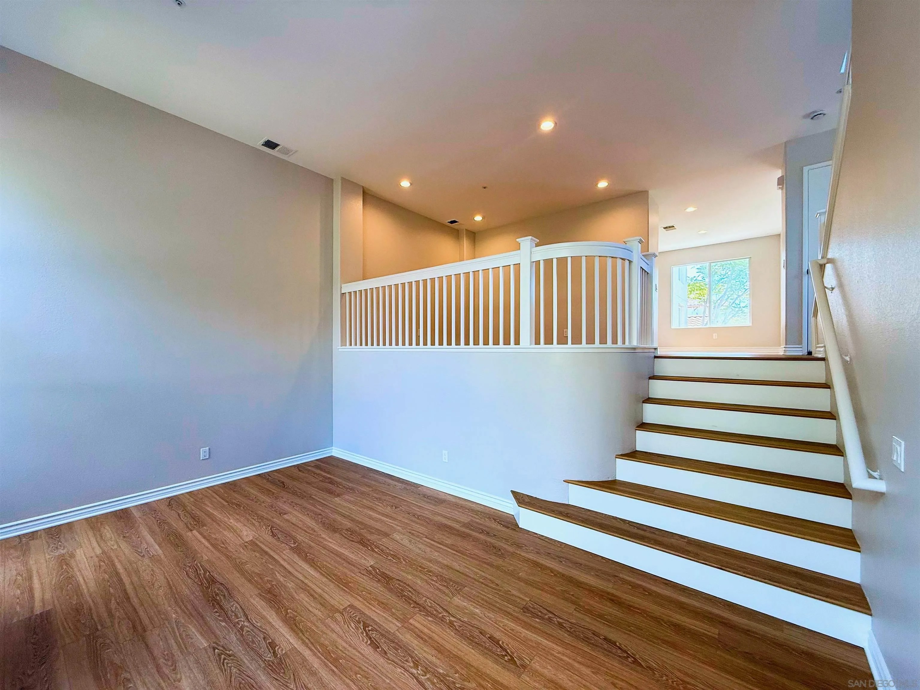 10140 Wateridge Cir Northwest 124