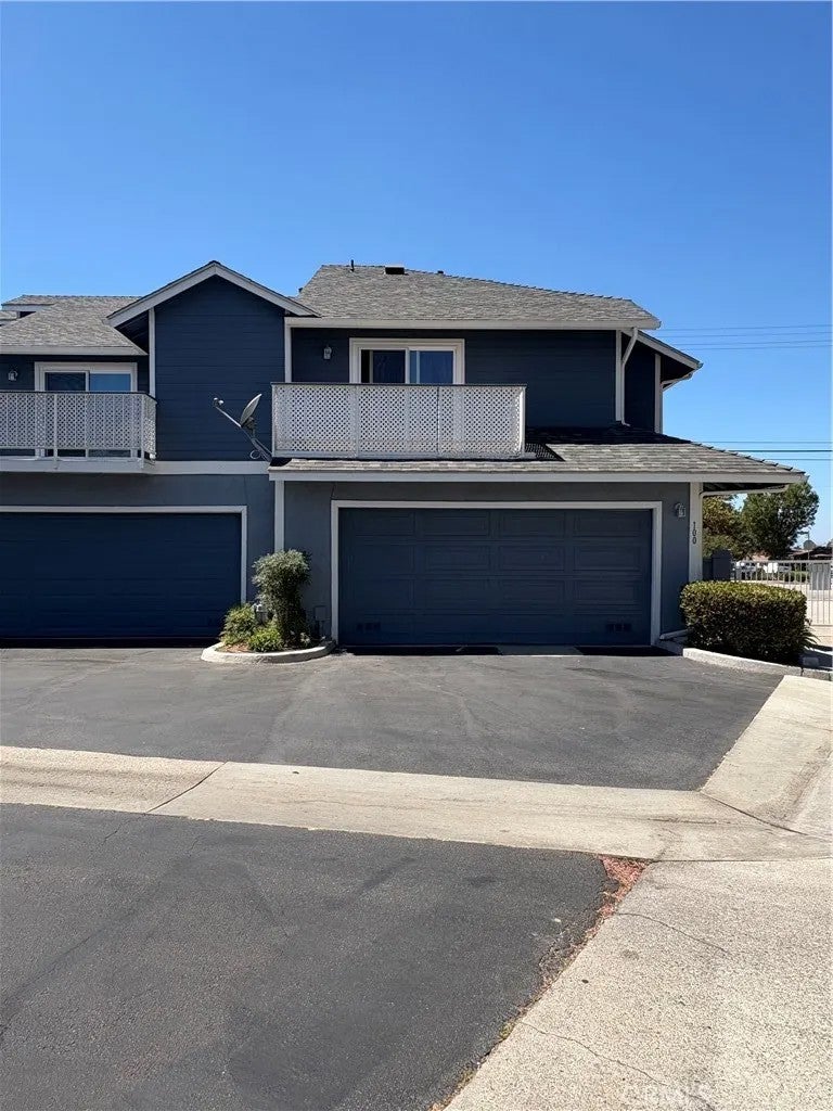100 N Glendora