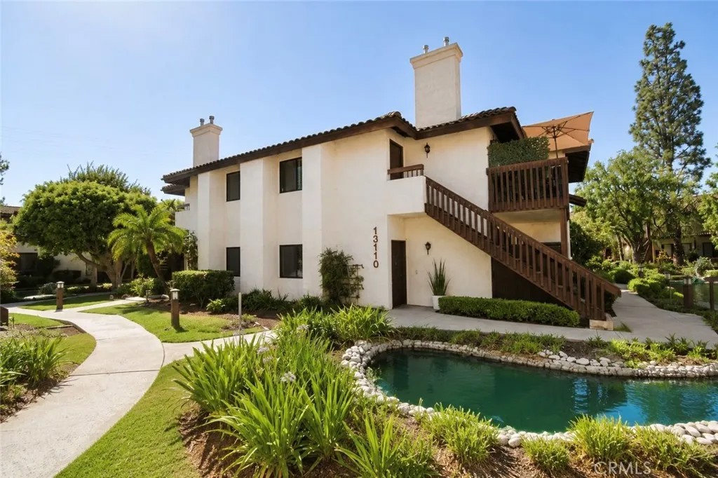13110 Creek View 202