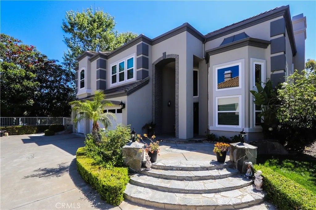 Photo of 26962 Willow Tree Lane, Laguna Hills, CA 92653 (MLS # SR26005421)