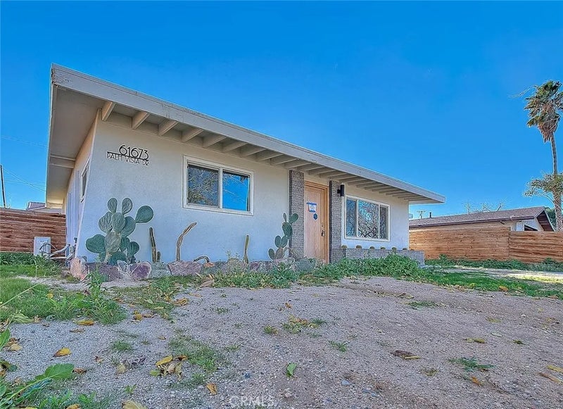 61673 Palm Vista