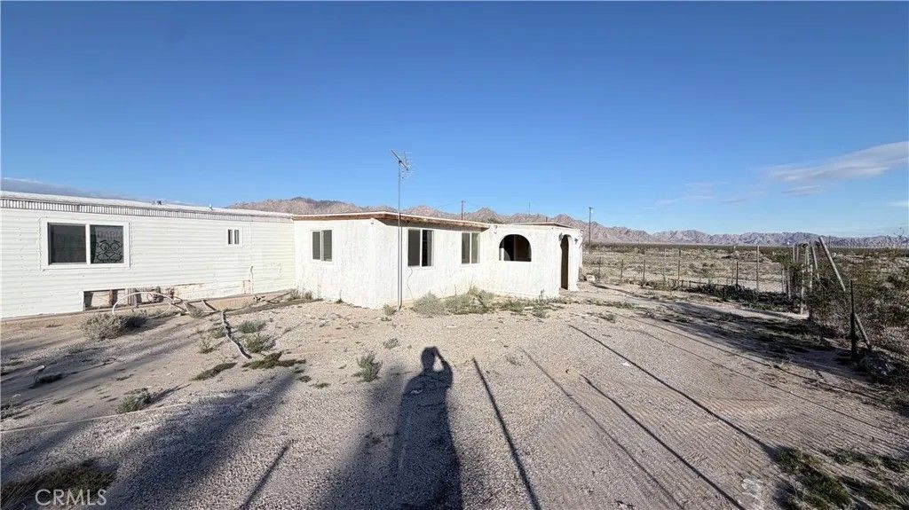 Photo of 87908 Amboy Rd, 29 Palms, CA 92277 (MLS # IG26017967)