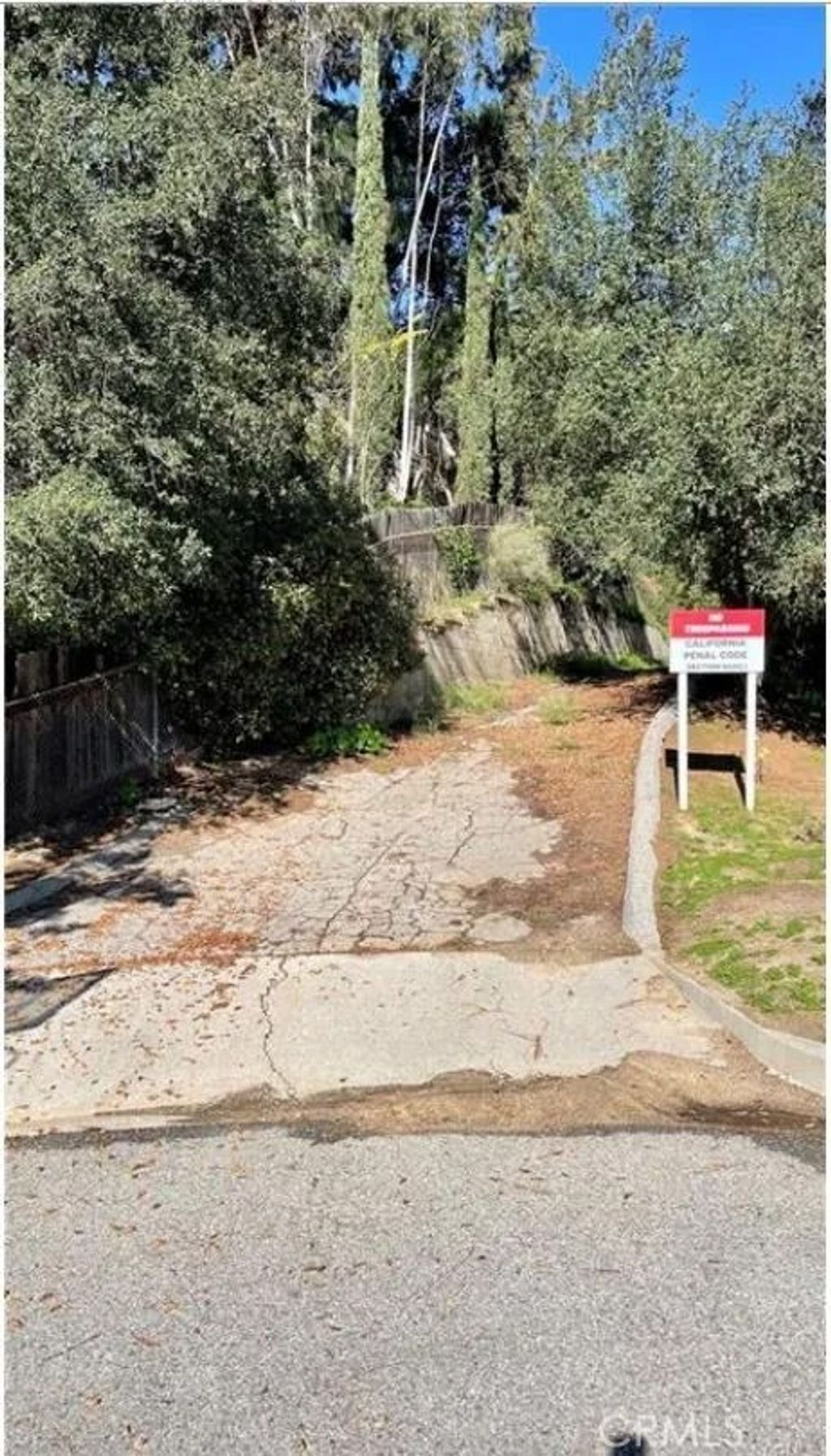 Photo of 333 Wisteria WAY, Sierra Madre, CA 91024 (MLS # CV26095876)
