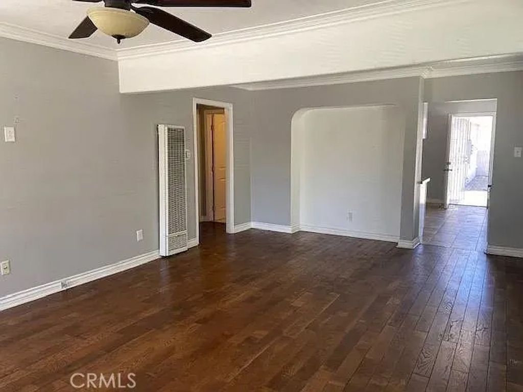 Photo of 431 W 78th St, Los Angeles, CA 90003 (MLS # OC26086627)