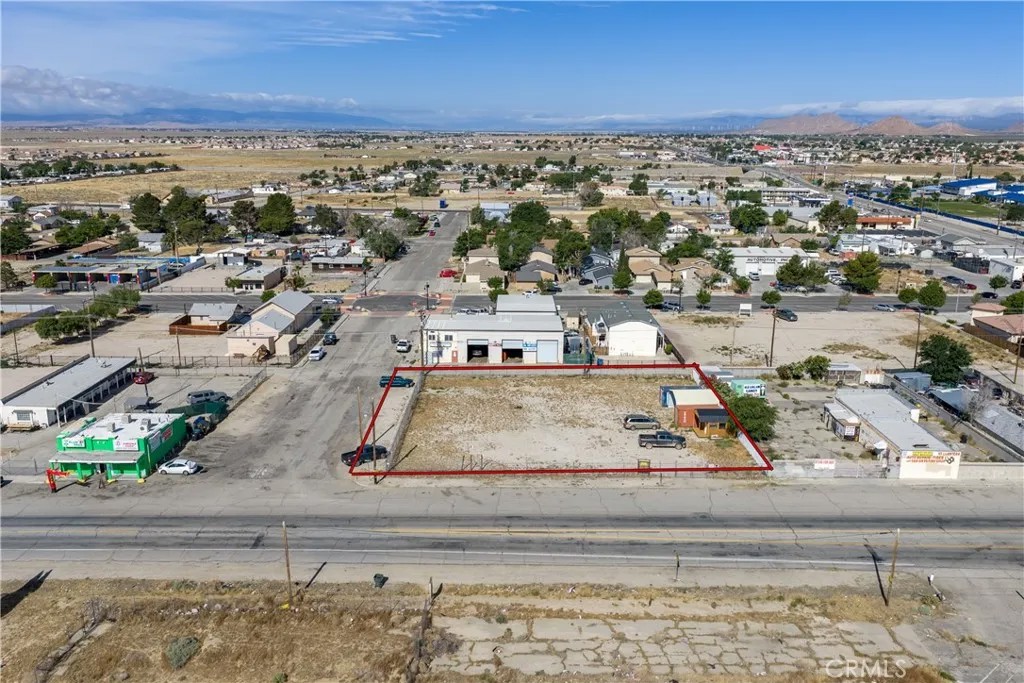 2909 Sierra Highway