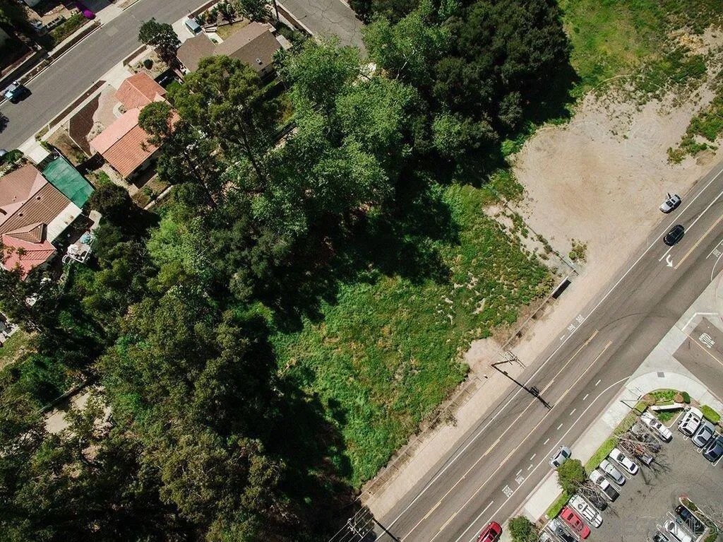 000 Vale Terrace 000