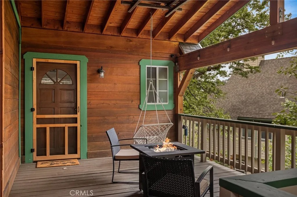 1108 Grass Valley Road