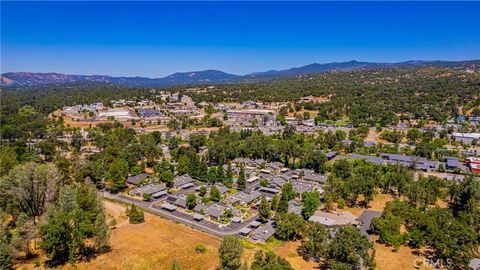 Tiny photo for 49400 River Park Road #55, Oakhurst, CA 93644 (MLS # FR25258031)