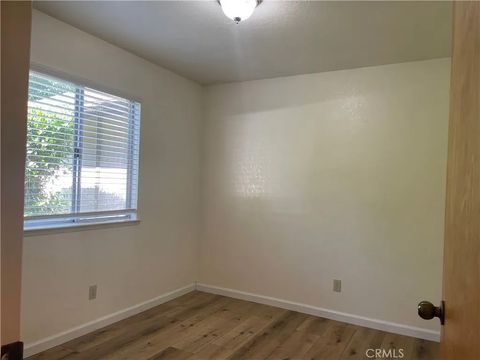 Tiny photo for 49400 River Park Road #55, Oakhurst, CA 93644 (MLS # FR25258031)